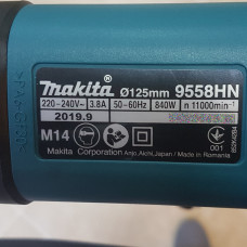 Болгарка (кутова шліфувальна машина) Makita 9558 НNG